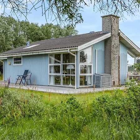 Gebko - 750m From The Sea By Interhome *